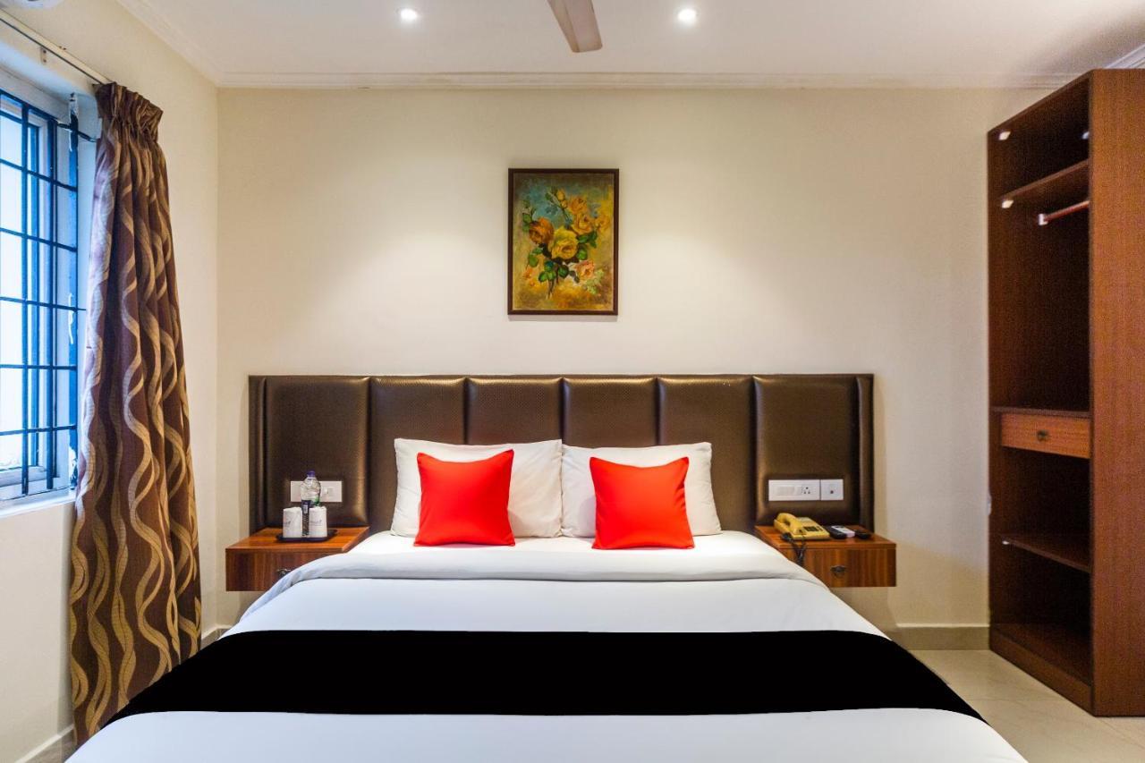Capital O 66763 Blossoms Serviced Apartments Chennai Exterior foto