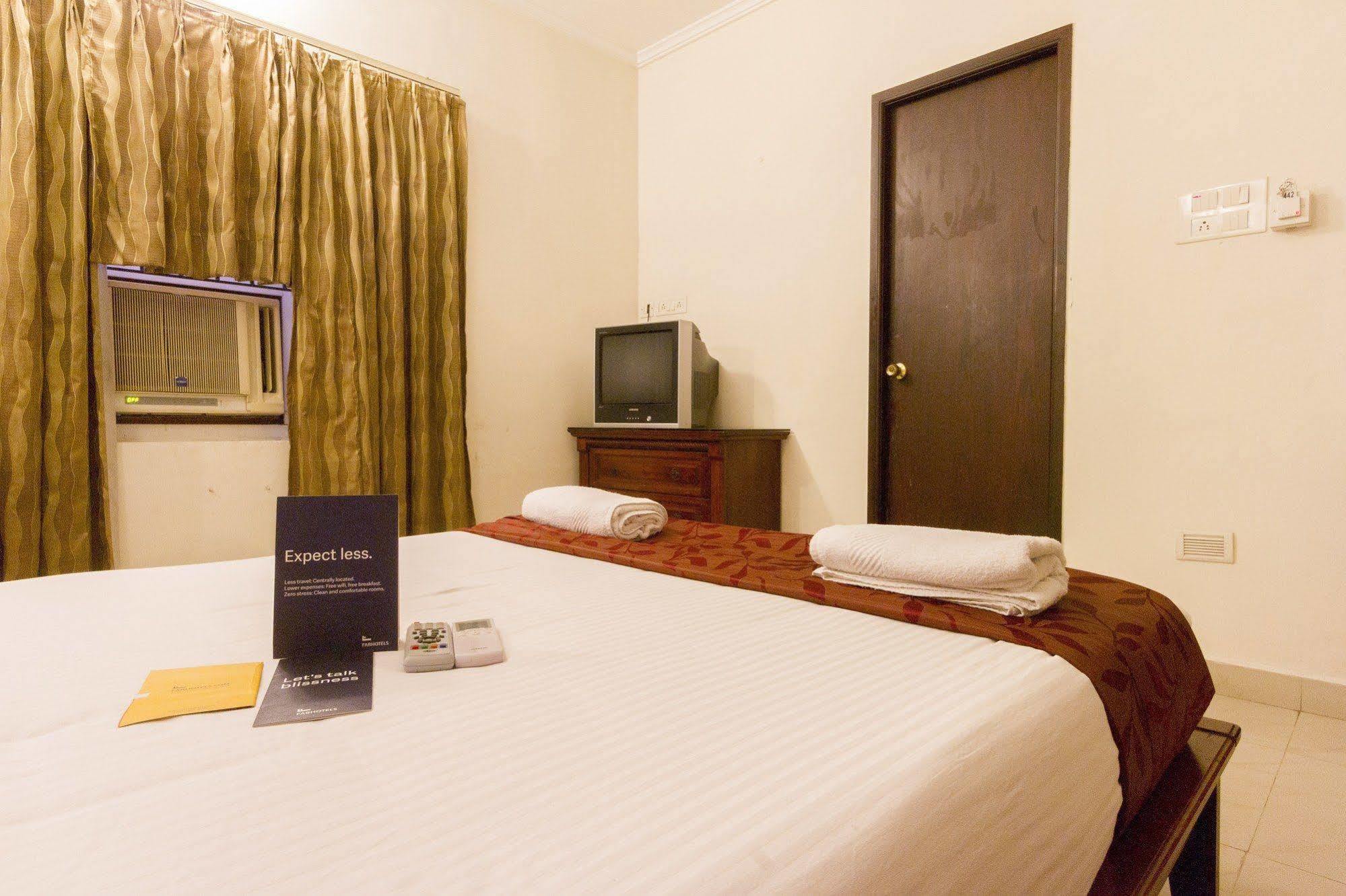 Capital O 66763 Blossoms Serviced Apartments Chennai Exterior foto