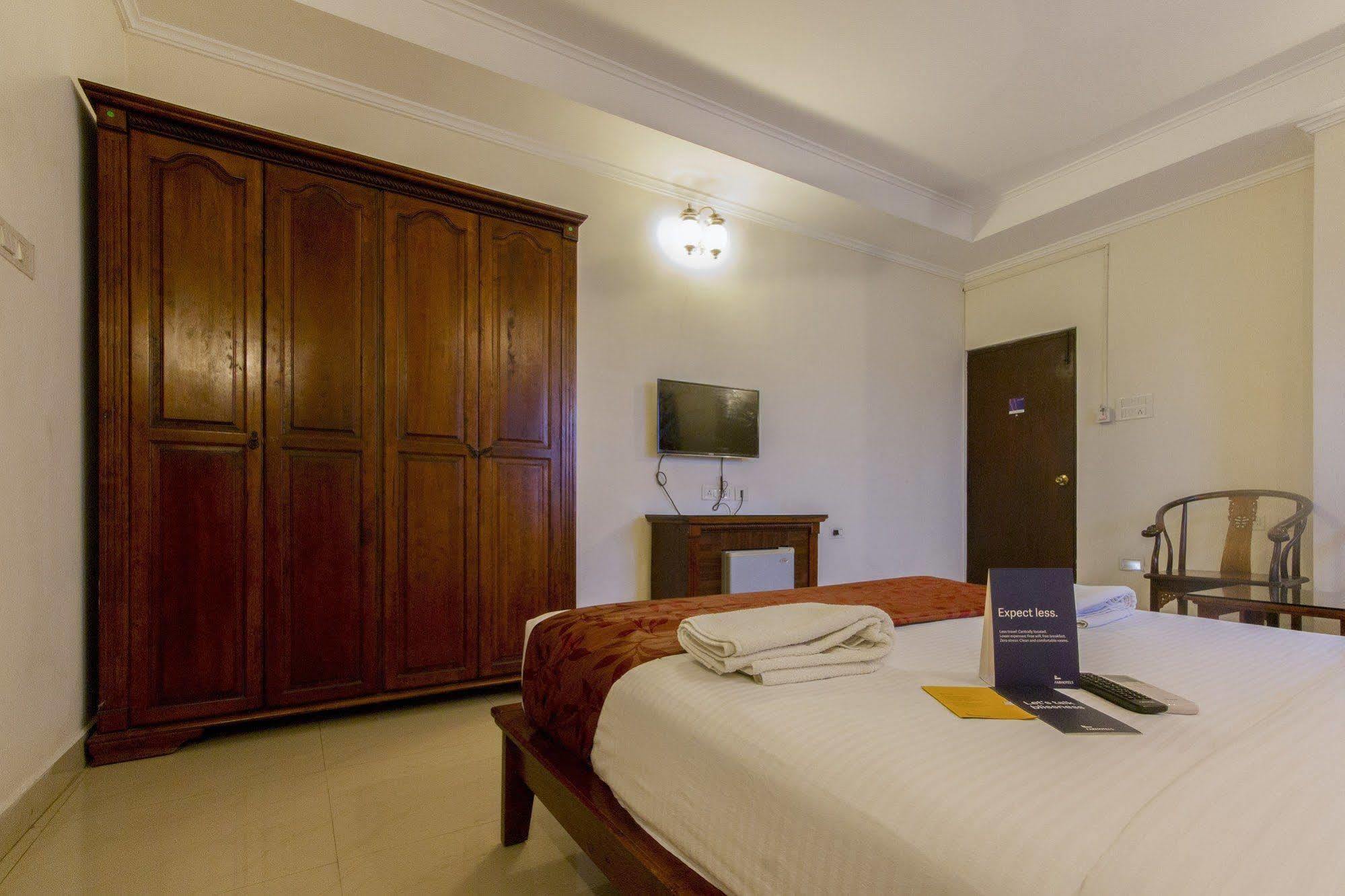 Capital O 66763 Blossoms Serviced Apartments Chennai Exterior foto